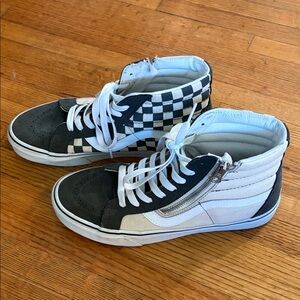 Vans colorblock SK-8 hi reissue zip hightops .Excellent condition. Size W9.5 M8